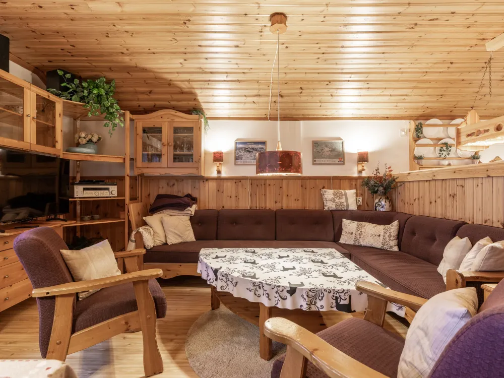 Idre Fjäll vägen 821A, husdjursfri taklägenhet med balkong