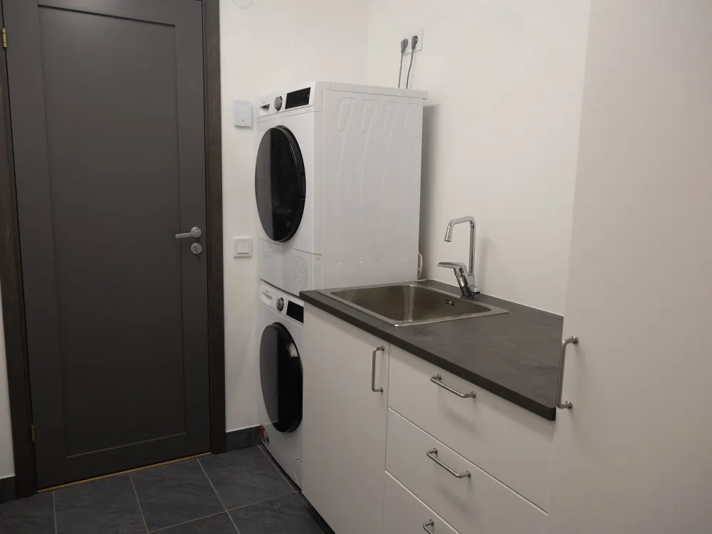 Nedre Hjelmbackev 17B, husdjursfritt parhus