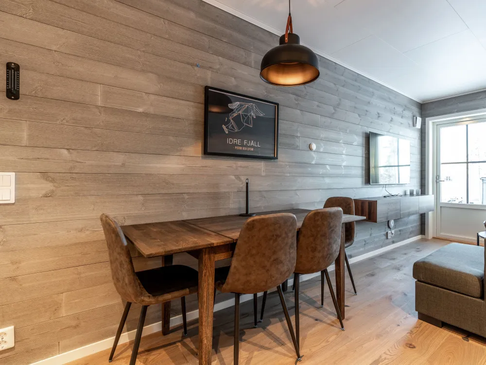 Hjelmbackev 25B, husdjursfri parhus 