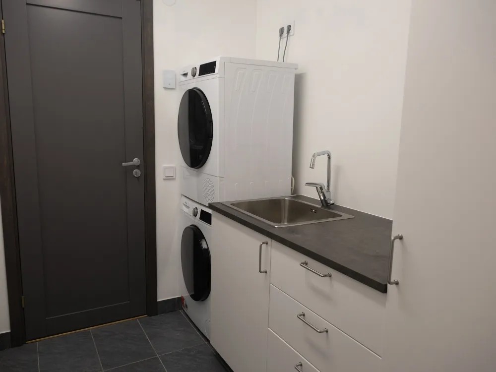 Nedre Hjelmbackev 17B, husdjursfritt parhus