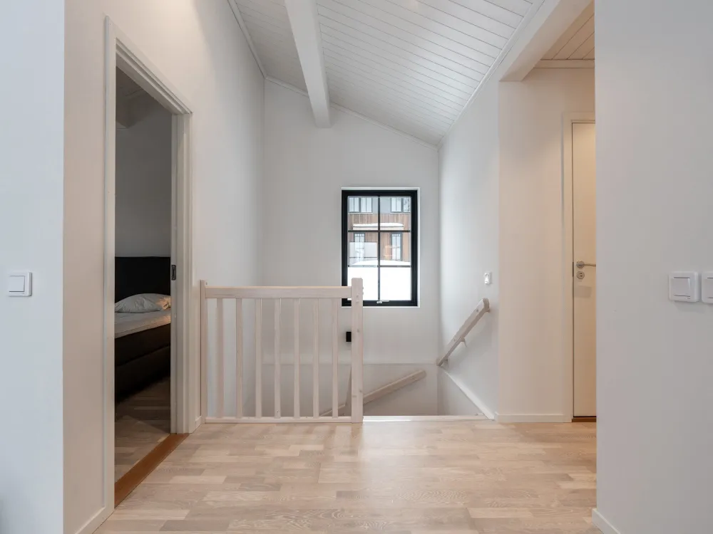 Nedre Hjelmbacken 3A, husdjursfritt parhus