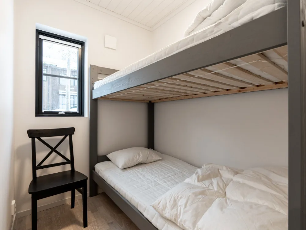 Nedre Hjelmbacken 3A, husdjursfritt parhus