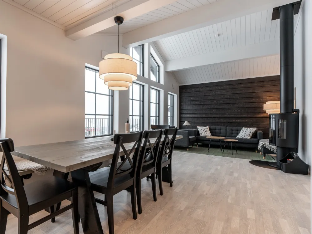 Nedre Hjelmbacken 3A, husdjursfritt parhus