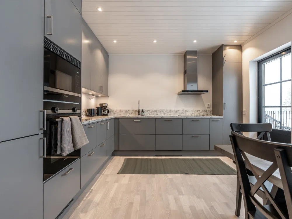 Nedre Hjelmbacken 3A, husdjursfritt parhus
