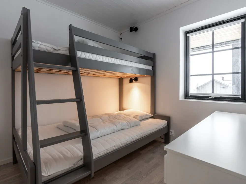 Nedre Hjelmbacken 3B, husdjursfritt parhus