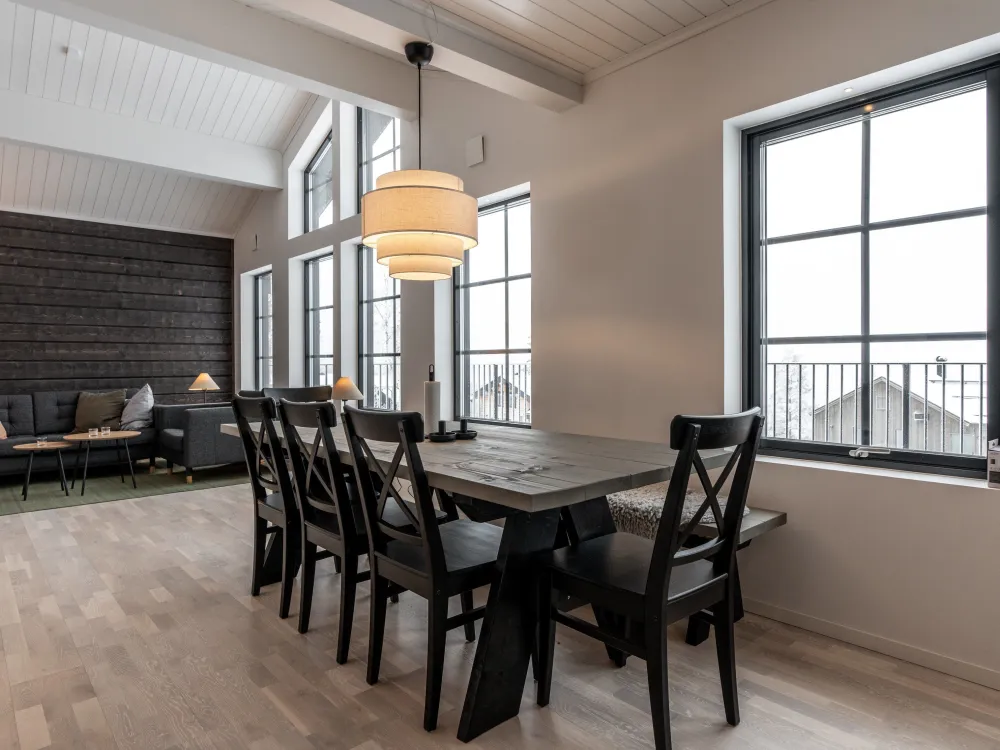 Nedre Hjelmbacken 3B, husdjursfritt parhus
