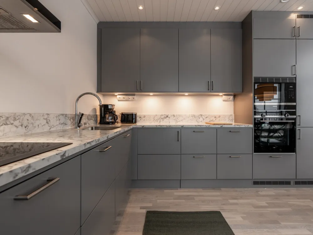 Nedre Hjelmbacken 3B, husdjursfritt parhus