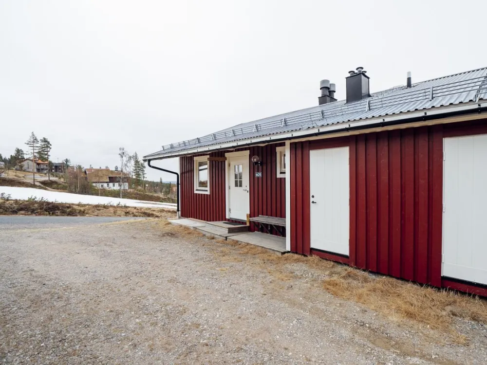 Fjällvägen 605, lägenhet med balkong
