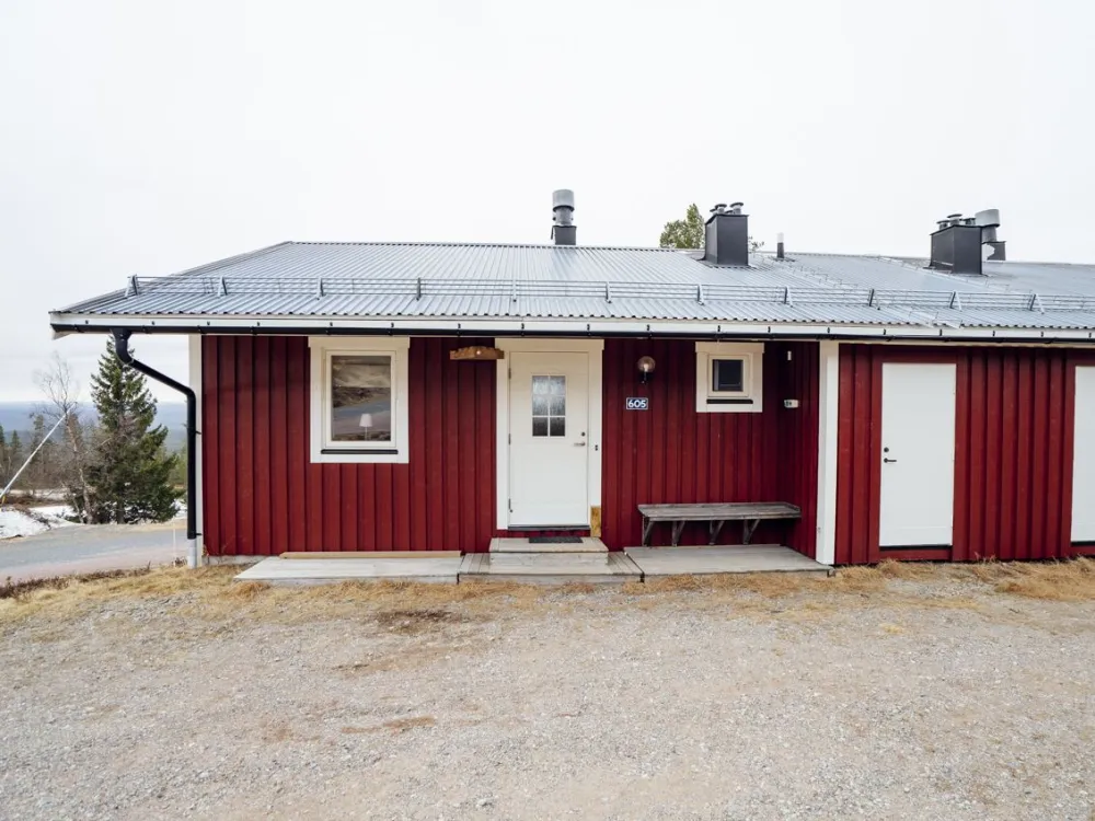 Fjällvägen 605, lägenhet med balkong