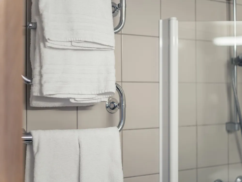 Dubbelrum med balkong och fjällutsikt på Pernilla Wiberg Hotel