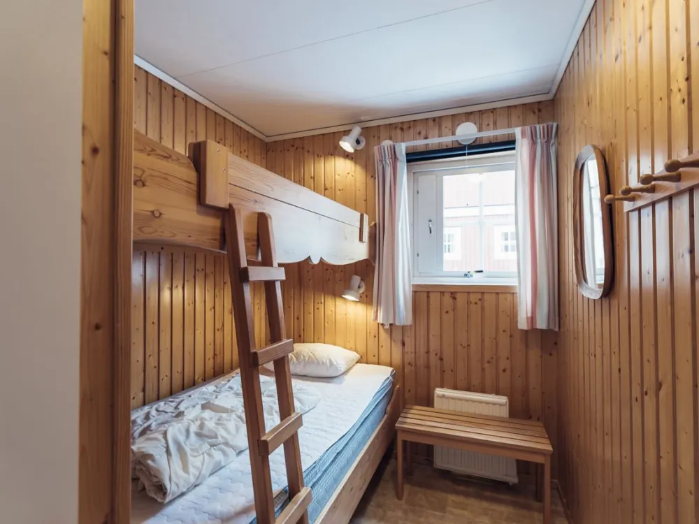 Västvägen 162A, lägenhet med terass