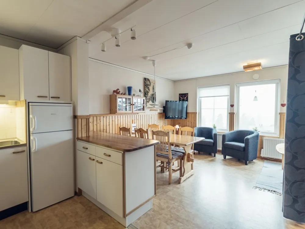 Västvägen 162A, lägenhet med terass