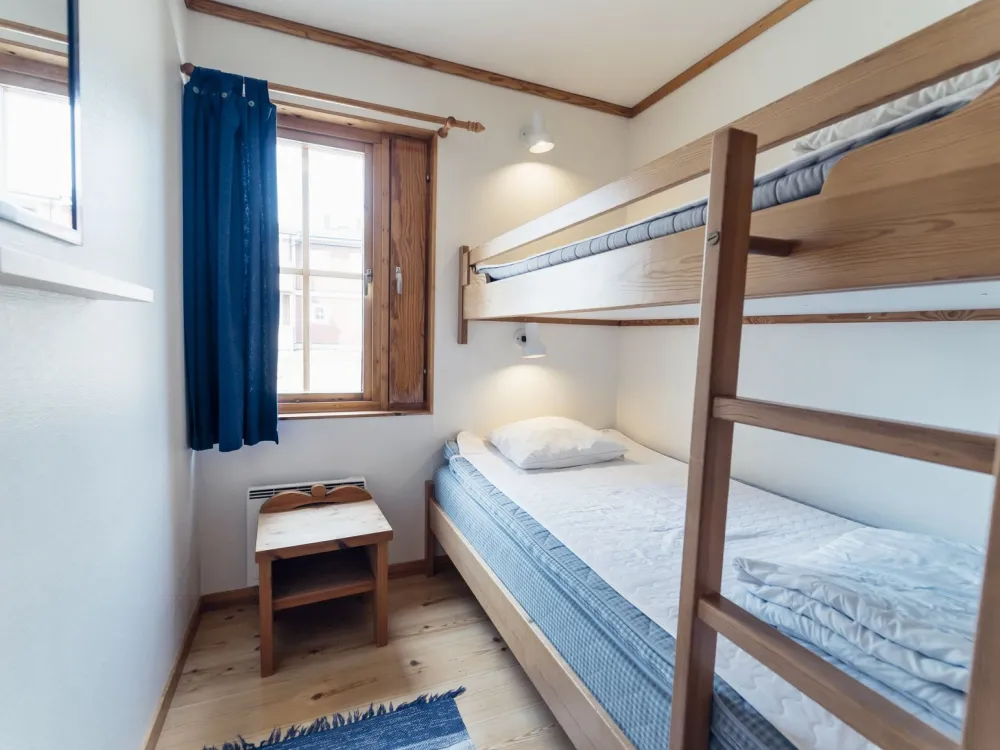 Västvägen 166, husdjursfritt parhus