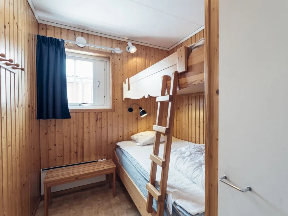 Västvägen 162E, lägenhet med terass