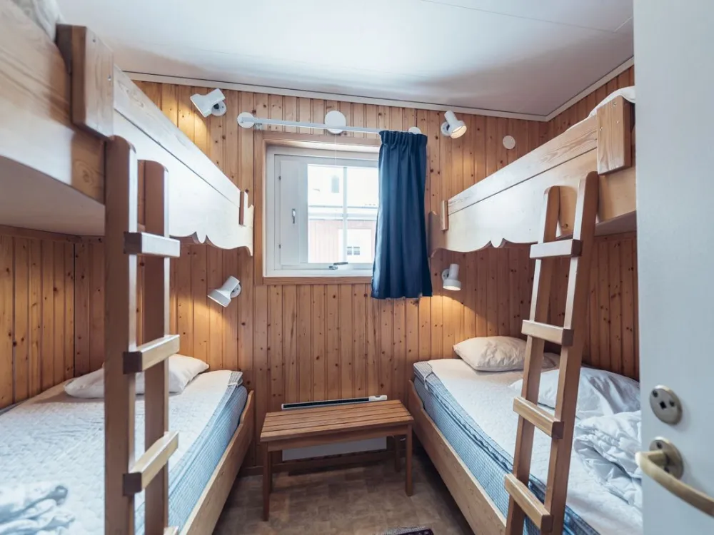 Västvägen 162E, lägenhet med terass