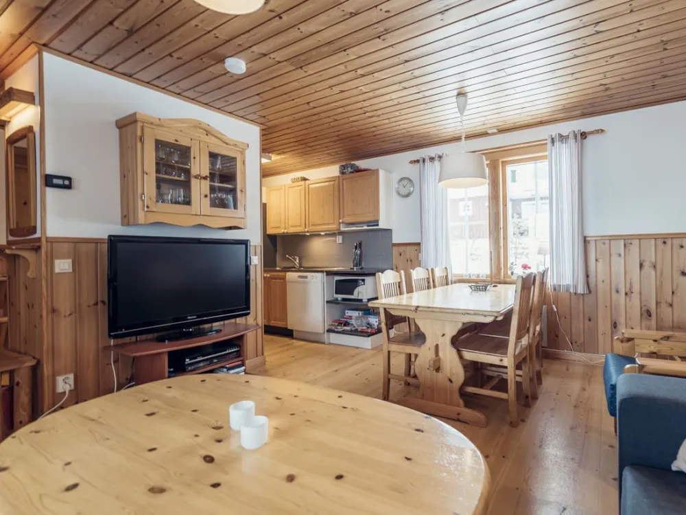 Västvägen 184, husdjursfritt parhus