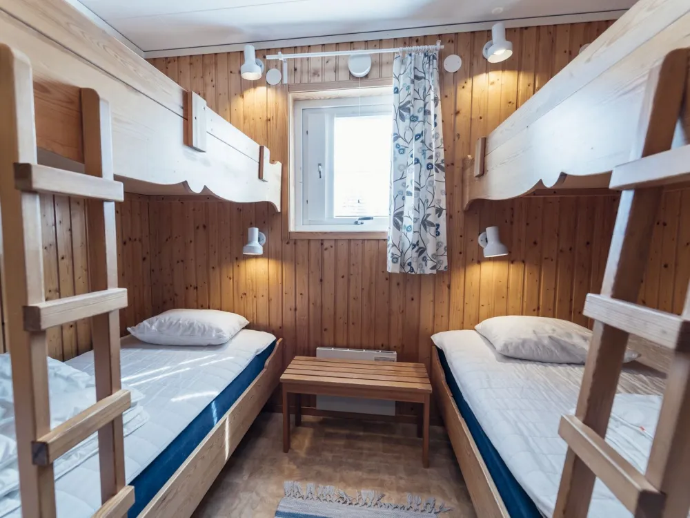 Västvägen 165B, lägenhet med terass.