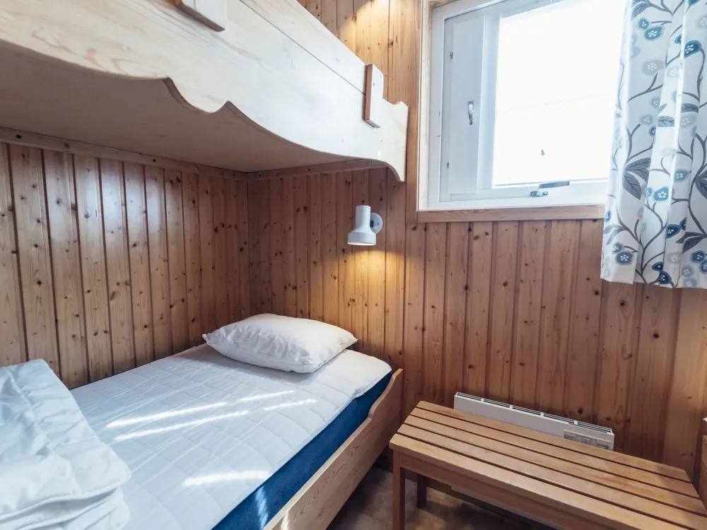 Västvägen 165B, lägenhet med terass.