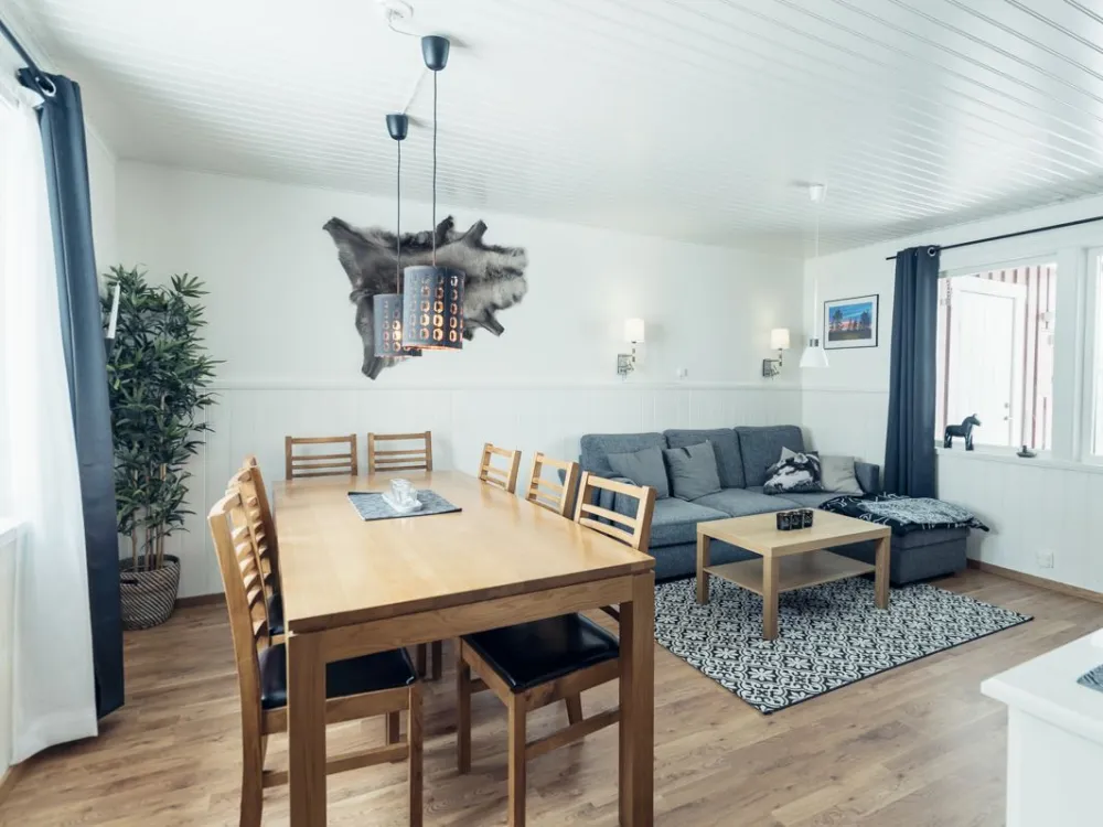 Friluftsvägen 67B, parhus