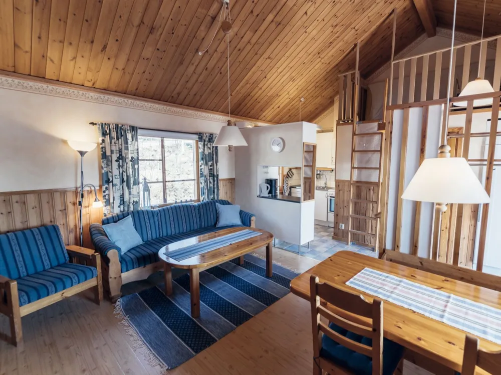 Dalsslingan 335B, parhus. 