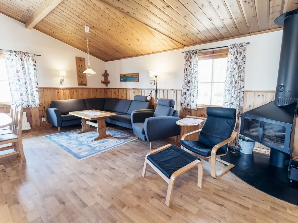 Dalsslingan 303, stuga