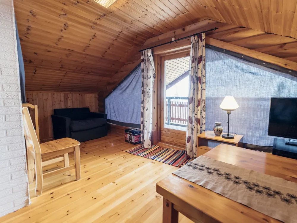 Idre Fjäll vägen 838A, husdjursfri taklägenhet med balkong
