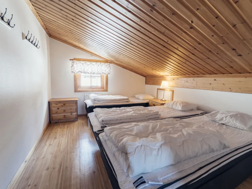 Dalslingan 790B, parhus