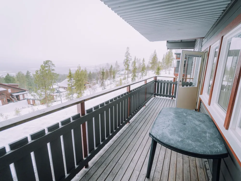 Dählievägen 902B, lägenhet med balkong