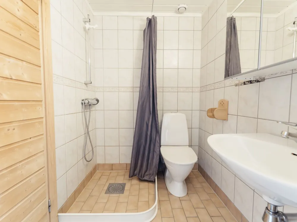 Dählievägen 843C, lägenhet med balkong