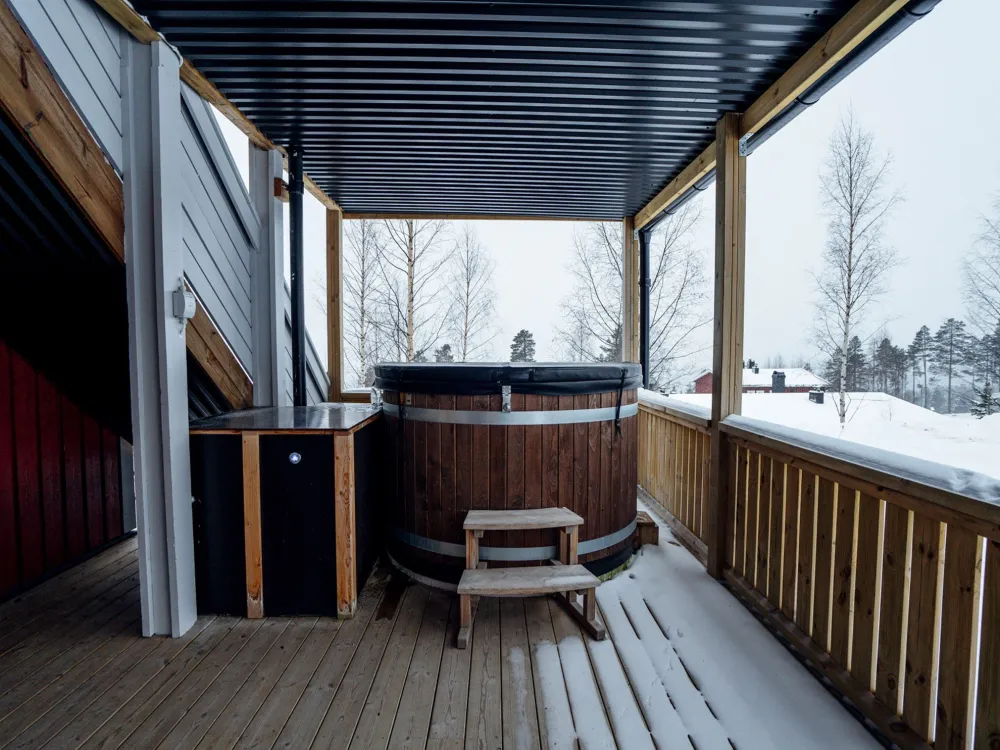 Västvägen 165A, husdjursfri lägenhet med terass och badtunna