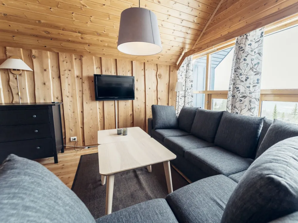 Dählievägen 843D, lägenhet med balkong