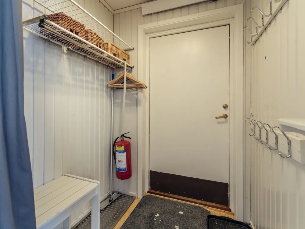 Västvägen 164B, husdjursfri lägenhet med terrass
