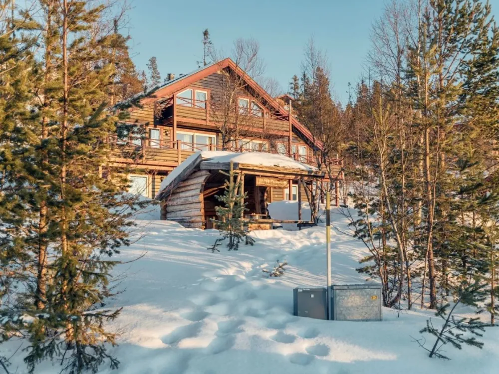 Dählievägen Fjällugglan 1, husdjursfritt parhus