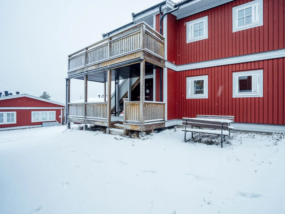 Västvägen 161B, lägenhet med terass