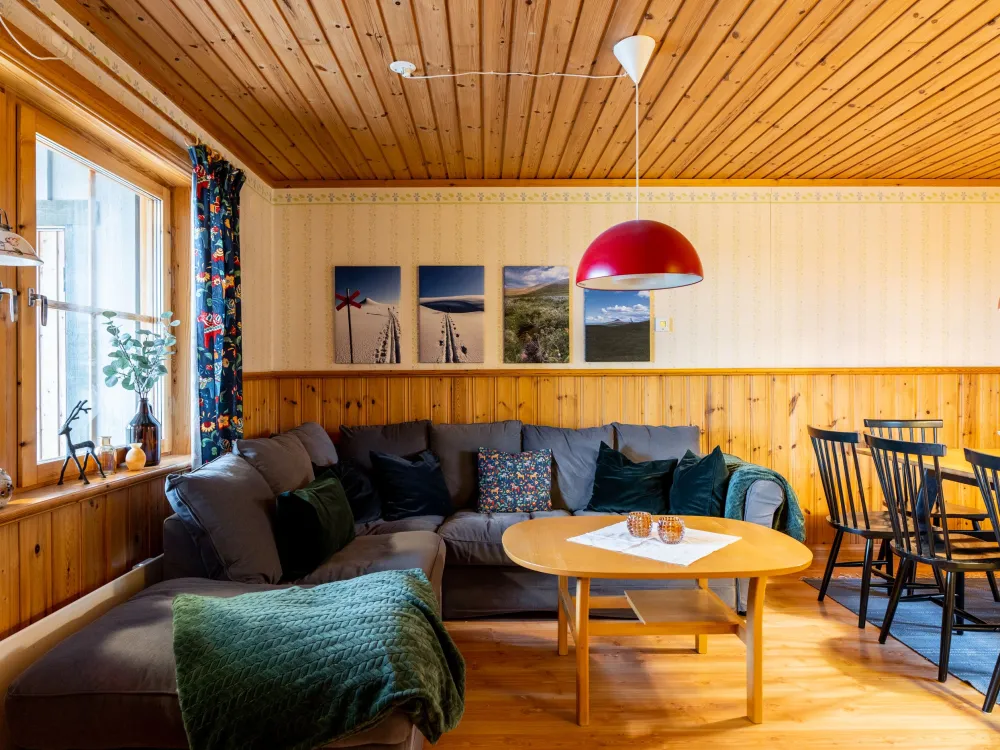 Dalslingan 380, parhus