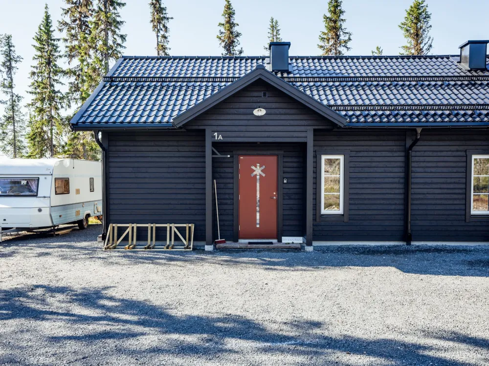 Brunnevägen 1A, stuga