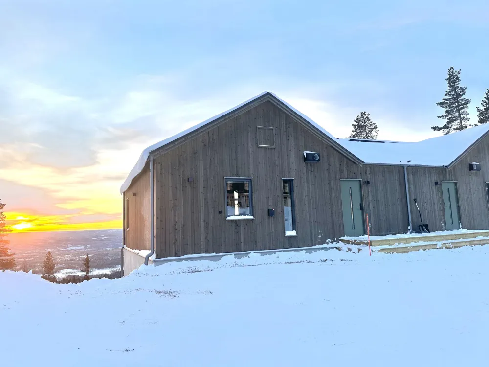Nedre Hjelmbacksvägen 4B, parhus, husdjursfritt