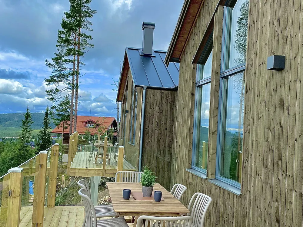 Nedre Hjelmbacksvägen 4B, parhus, husdjursfritt